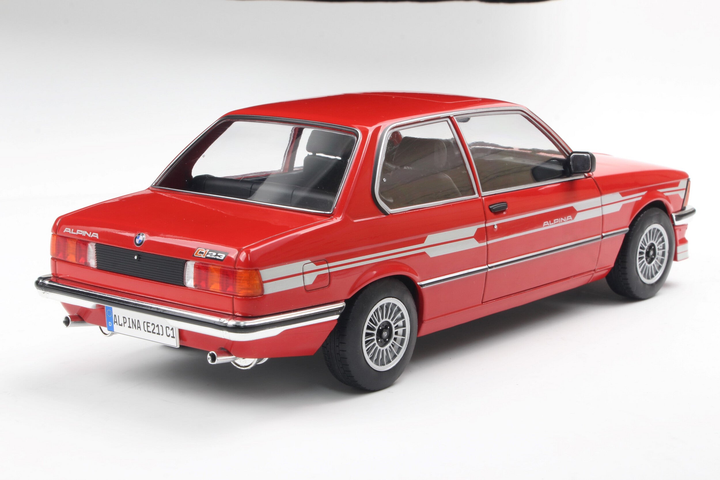 ALPINA E21 C1 2,3 – 1980 1:18 Solido