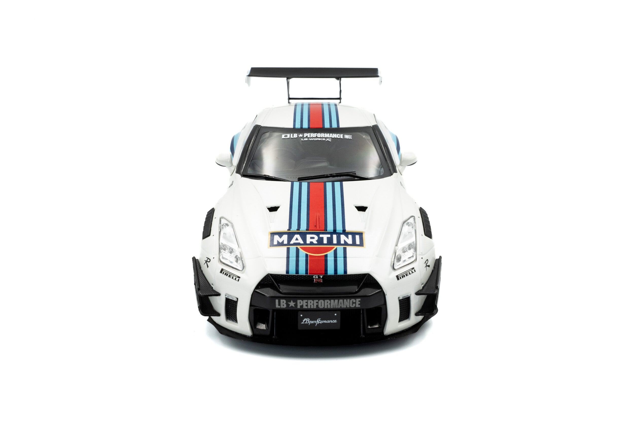 2024 Nissan GT-R (R35) Liberty Walk 2.0 M Body Kit Blanco Decoración Martini 1:18 Solido S1805819