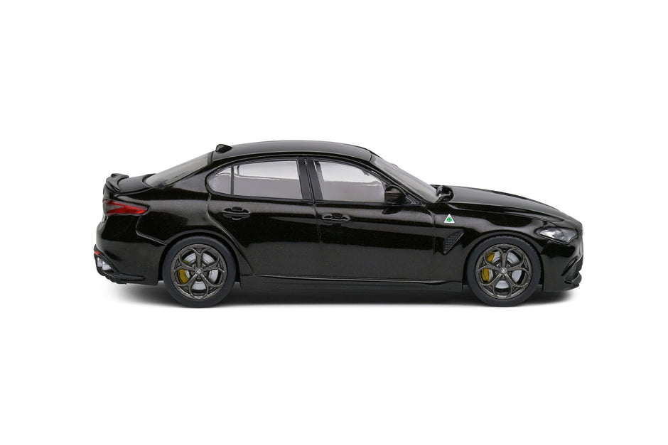 2019 Alfa Romeo Giulia Quadrifoglio 2.9l Bi-Turbo Negro 1:43 Solido S4313107