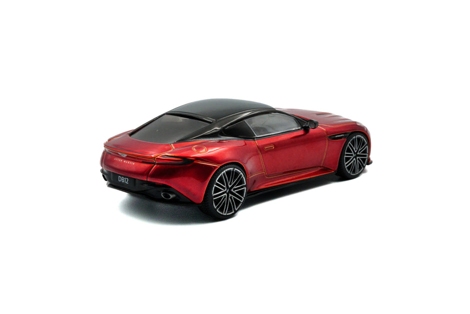 2023 Aston Martin DB12 Coupe Hiperrojo 1:43 Solido S4315701