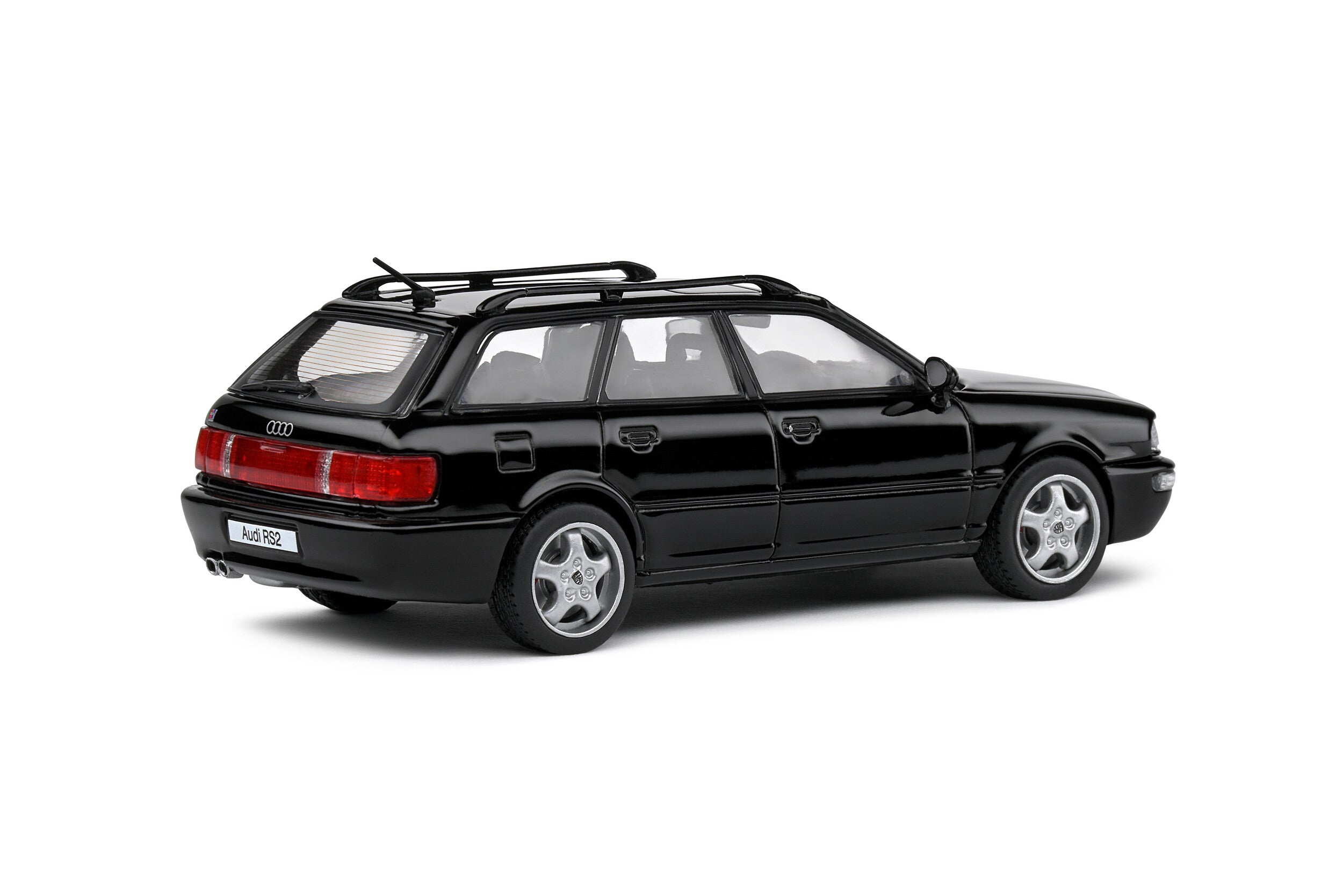1995 Audi Avant RS2 Powered By Porsche Negro 1:43 Solido S4310103