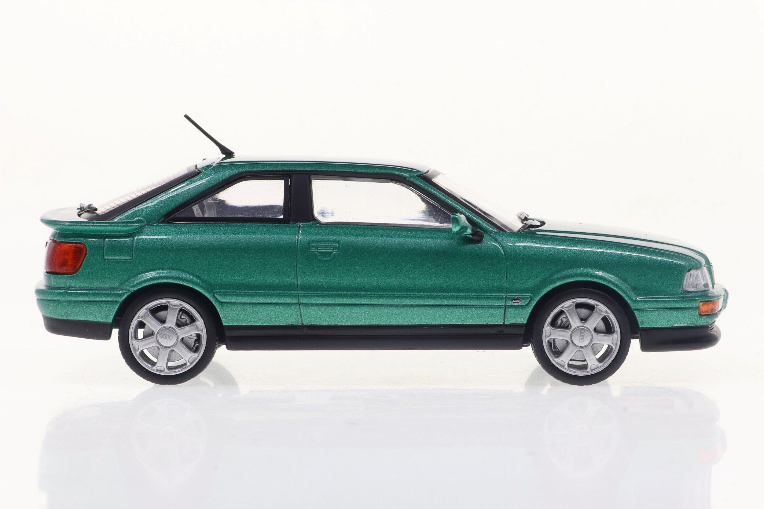 1994 Audi Coupé S2 2226ccm 5cyl Turbo Verde Cricketgrün 1:43 Solido S4312209