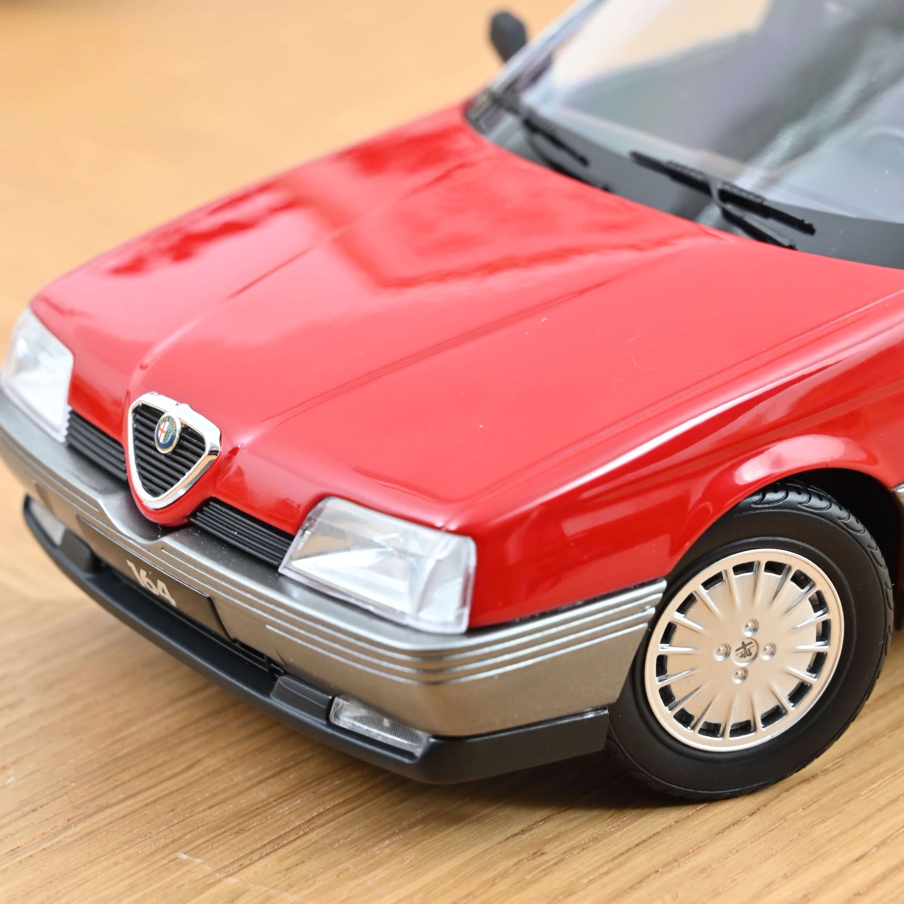 1991 Alfa Romeo 164 Rojo Alfa 1:18 Norev 187866