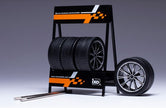 Expositor de Ruedas para Audi RS3 con Dos Ejes y Cuatro Ruedas Plateado 1:18 IXO Models SET028W