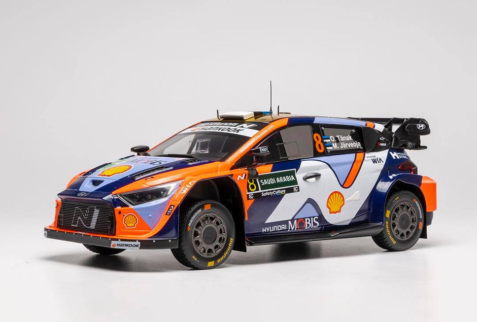 2025 Hyundai i20 N Rally1 Nº8 O.Tänak/M.Järveoja Rally de Arabia Saudita WRC 1:18 IXO Models 18RMC268.22