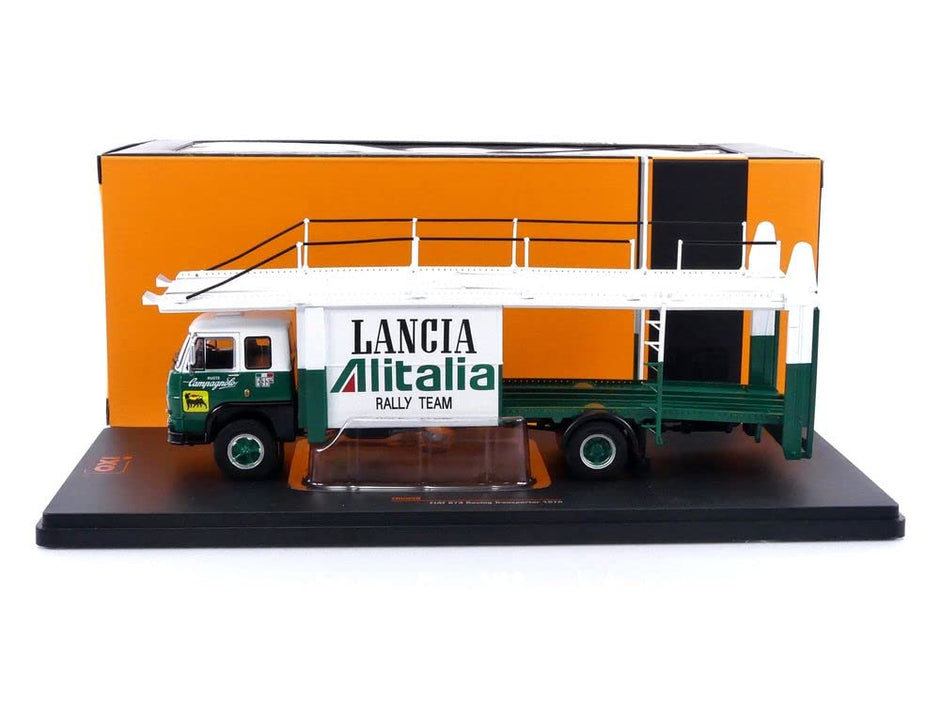 1976 Camión Portacoches Fiat 673 Racing Transporter Lancia Alitalia Team Verde/Blanco 1:43 IXO Models TRU038
