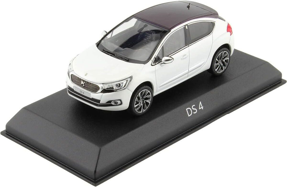 2015 Citroen DS 4 Blanco Perlado/Granate 1:43 Norev 155457
