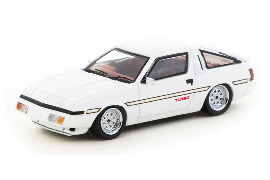 1982 Mitsubishi Starion Blanco Metalizado 1:64 Tarmac T64R055WHT