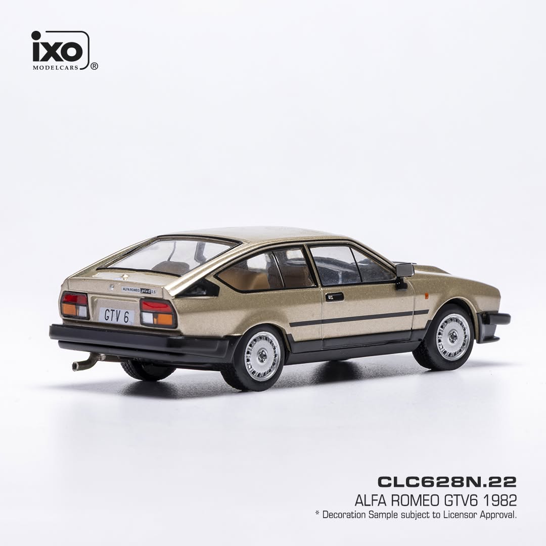 1982 Alfa Romeo GTV6 Dorado Metalizado 1:43 IXO Models CLC628N.22