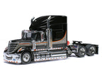 2010 Cabeza Tractora International Lonestar Negro Decorado 164 IXO Models 64TR009A