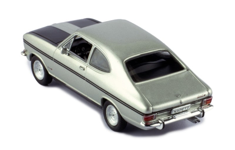 1967 Opel Kadett B Coupe Rallye Plata/Negro 1:43 IXO Models CLC462N