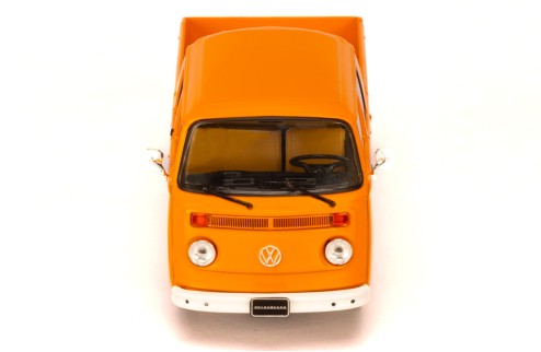 1972 Volkswagen VW T2 DoKa Naranja 1:43 IXO Models CLC598N