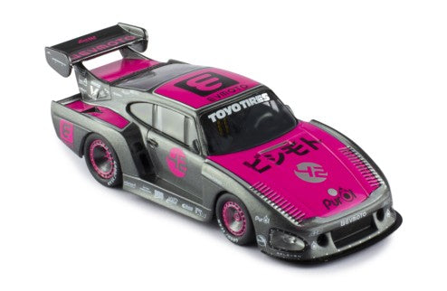 2023 Porsche 935 K3V Bisimoto Nº 42 Grafito/Rosa 1:43 IXO Models GTM172LQ