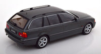 1997 BMW 540i (E39) Touring Gris Metalizado 1:18 KK-Scale KKDC181082