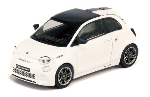 2024 Fiat 500e Abarth Blanco 1:43 IXO Models MOC345.22