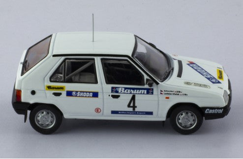 1989 Skoda Favorit 136 L Nº4 Krecek/Borivoj Rallye Valasskaa Zima 1:43 IXO Models RAC407A.22