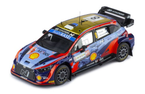 2022 Hyundai i20 N Rally1 Nº8 Tänak/Järveoja Ganador Rally Italia Cerdeña 1:43 IXO Models RAM853.22