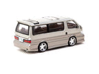 1995 Toyota Hiace Wagon Custom Plateado/Marrón 164 Tarmac T64R-078-BR