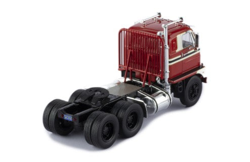 1959 Cabeza Tractora International Harvester DCOF-405 Rojo/Blanco 1:43 IXO Models TR130