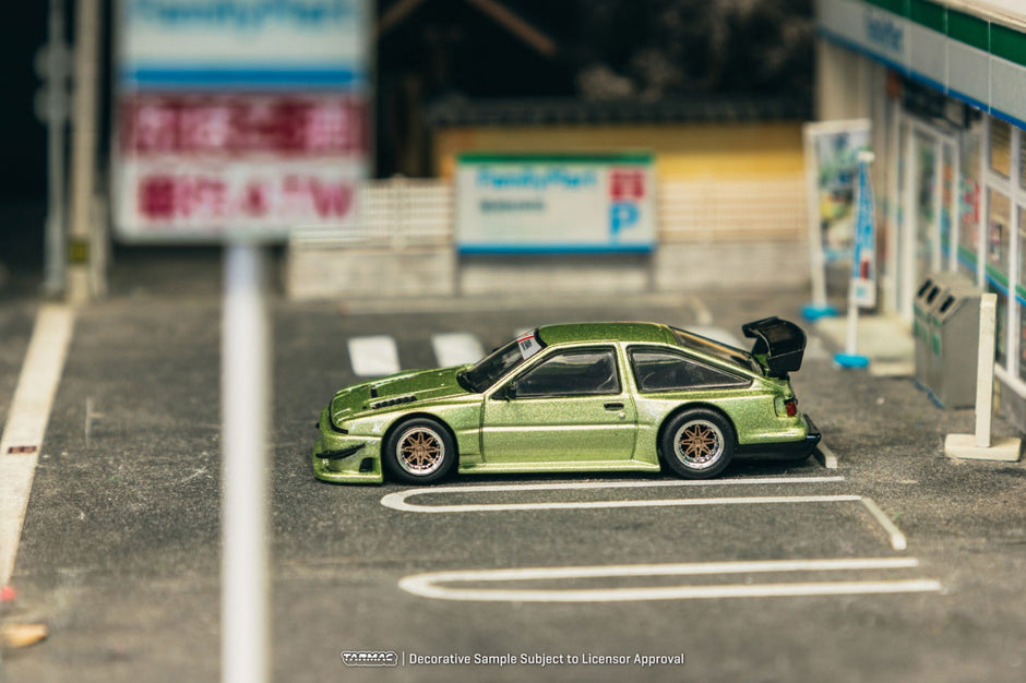 1983 Toyota Sprinter Trueno AE86 Widebody Verde 164 Tarmac T64G-060-GR