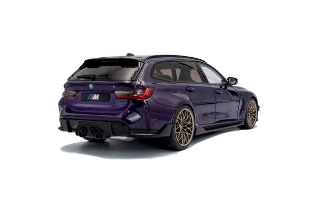 2024 BMW M3 Touring con Piezas de Rendimiento Morado Perlado Metalizado 1:18 Solido S1813701