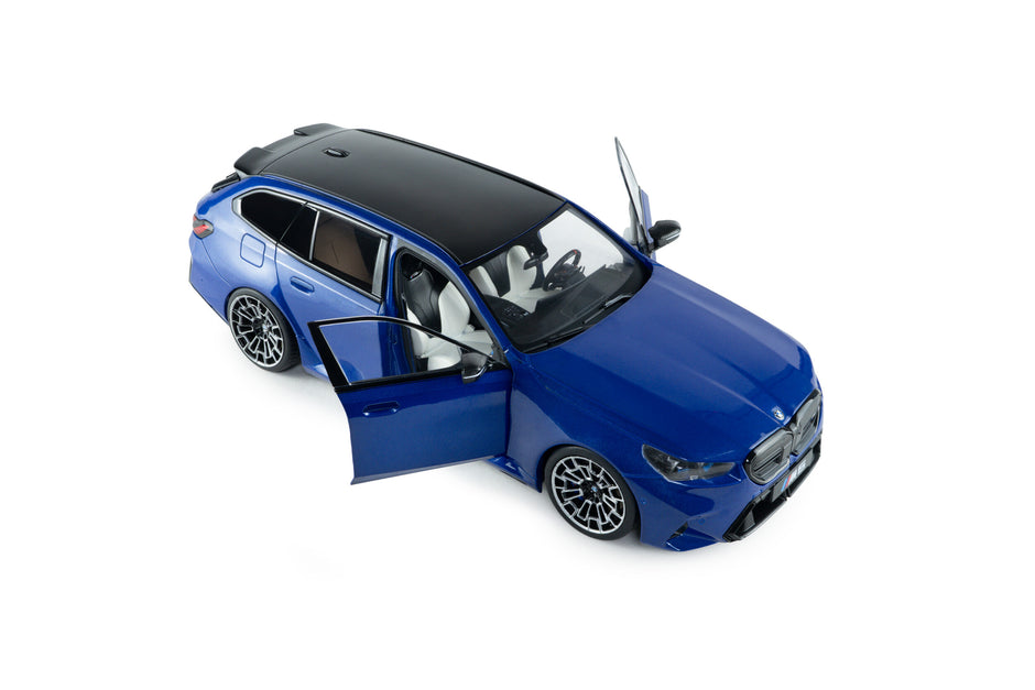2024 BMW M5 Touring Azul Marina Bay Metalizado 1:18 Solido S1814801