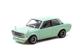 1968 DATSUN 510 VERDE CLARO 1:64 TARMAC T64R-052-GR