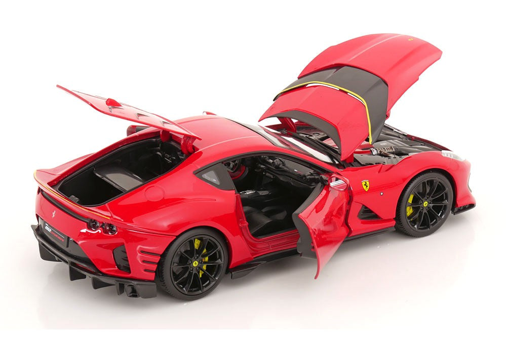 2021 Ferrari 812 Competizione Rosso Corsa 1:18 Bburago 16019