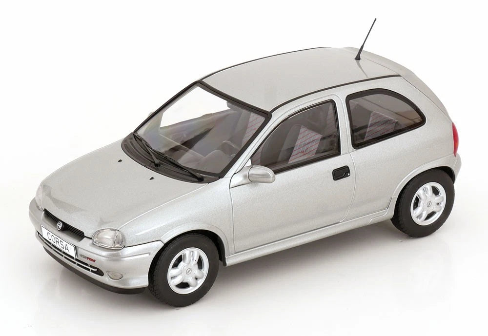 1993 Opel Corsa B GSI Plateado 1:18 MC Group 18515