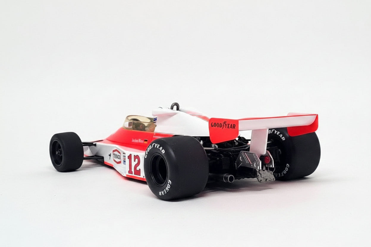 1976 McLaren M23 Nº12 Jochen Mass GP F1 Alemania 1:18 MC Group 18613F