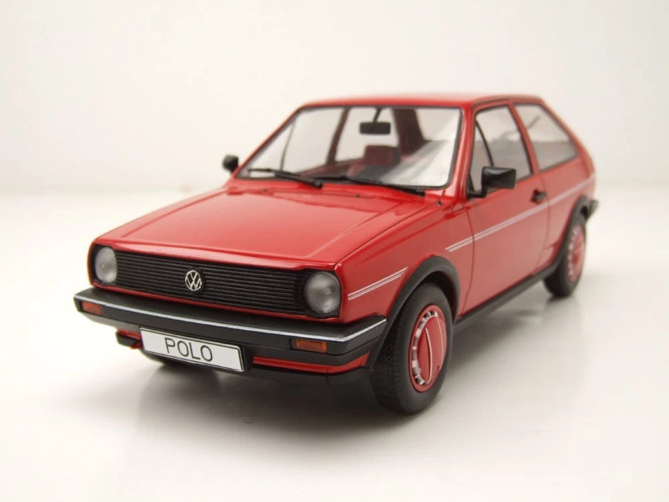 1985 Volkswagen Polo II Coupé Fox Rojo 1:18 MC Group 18523