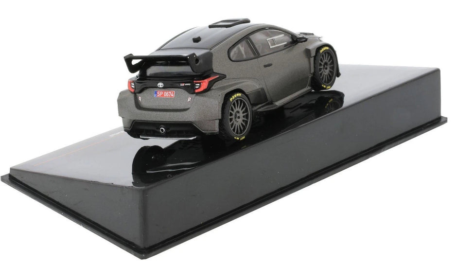 2024 Toyota GR Yaris Rally2 Gris 1:43 IXO Models IXORAM954.22
