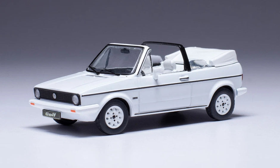 1:43 IXO VW GOLF MK1 CABRIO BLANCO