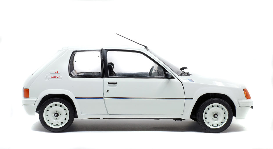 1987 Peugeot 205 Rallye Phase 1 White 1:18 Solido S1801701