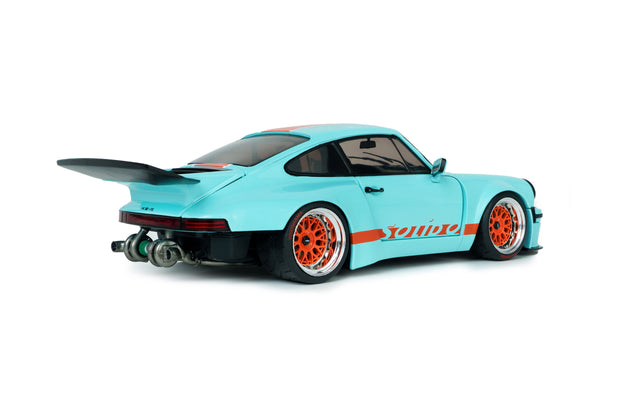 2026 Porsche KS-R de Khyzyl Saleem Azul Carrera/Naranja 1:18 Solido S1810504