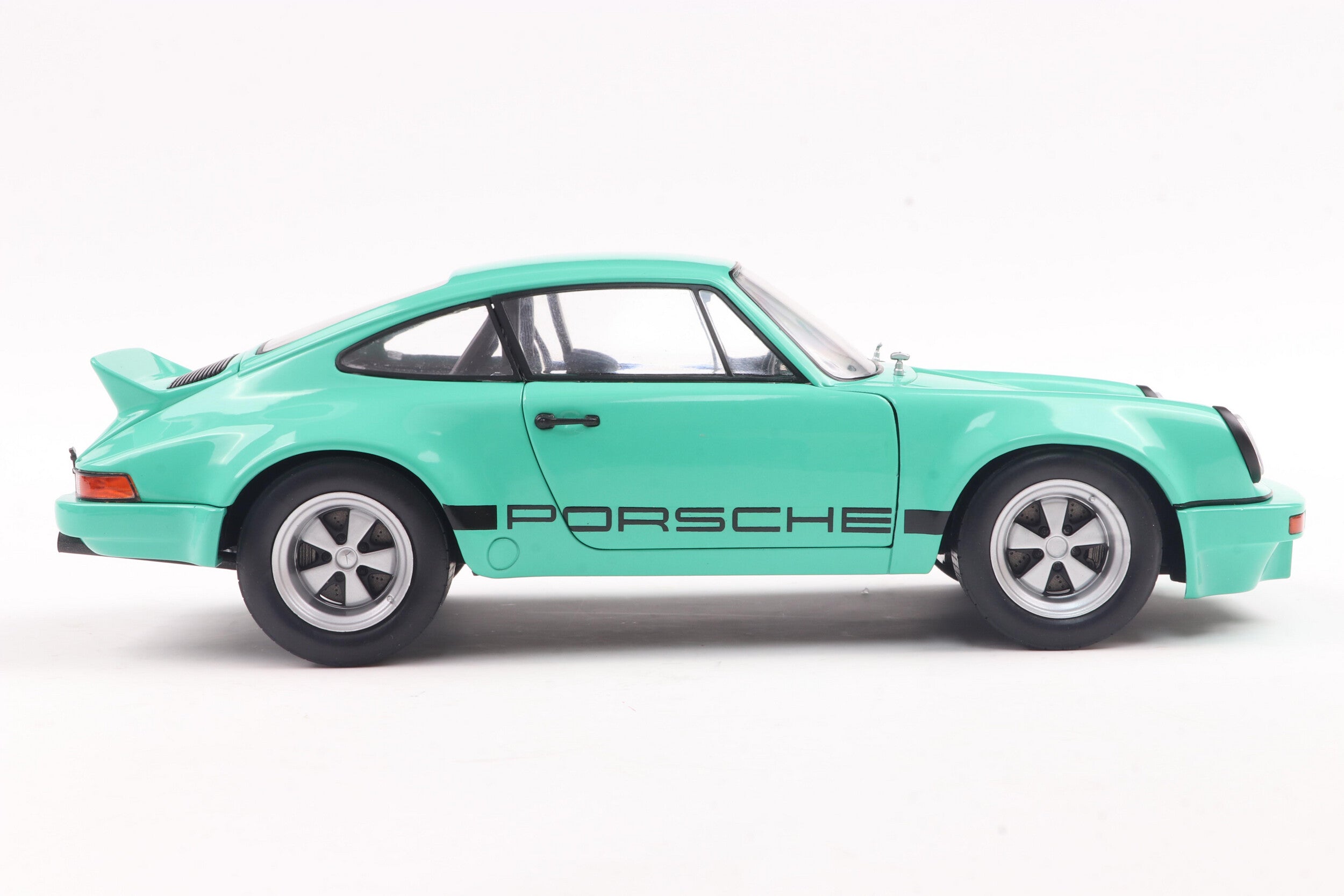 1974 Porsche 911 Carrera 3.0 RSR Verde Menta 1:18 Solido S1810705