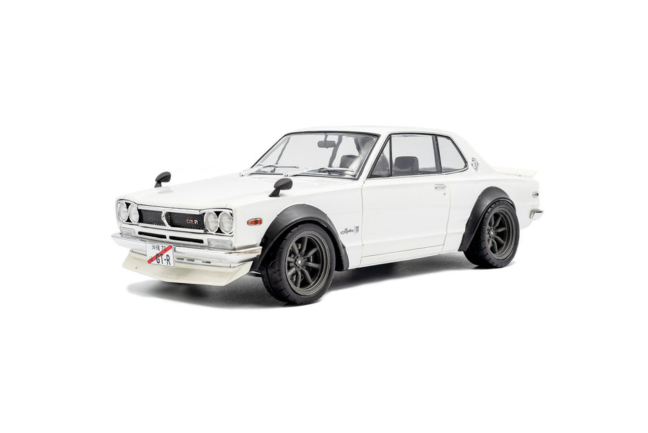 1970 Nissan Skyline (C10) Hakosuka Solido Works Blanco Perla 1:18 Solido S1813001