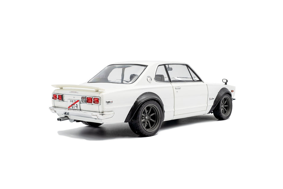 1970 Nissan Skyline (C10) Hakosuka Solido Works Blanco Perla 1:18 Solido S1813001