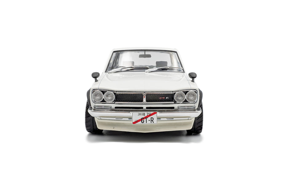 1970 Nissan Skyline (C10) Hakosuka Solido Works Blanco Perla 1:18 Solido S1813001