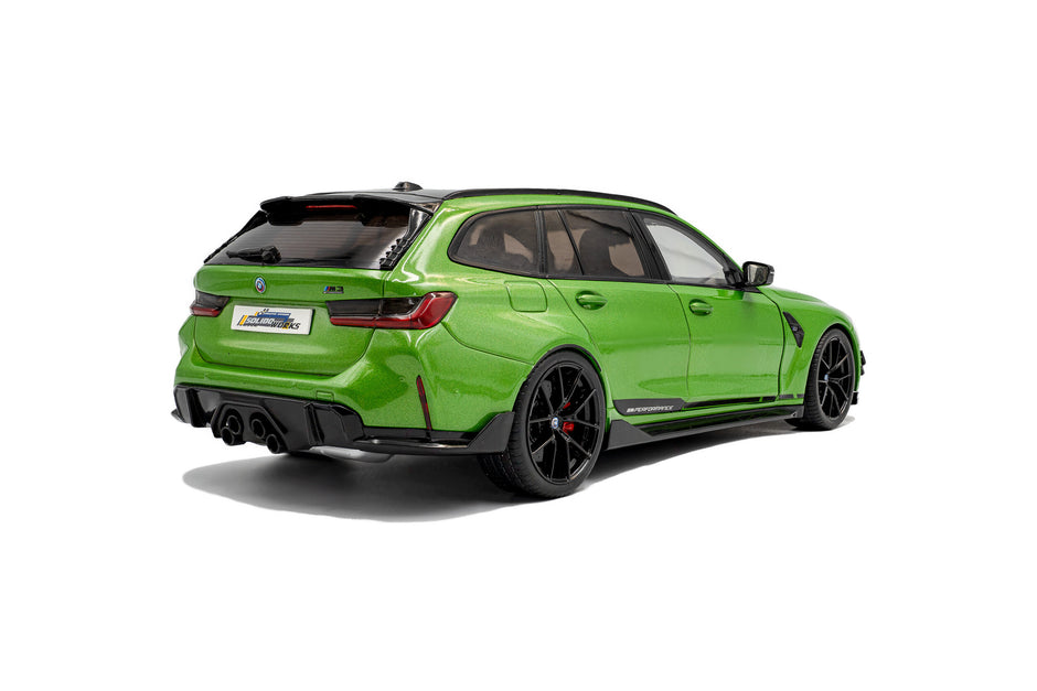 2024 BMW M3 Touring con Piezas de Alto Rendimiento Verde Metalizado 1:18 Solido S1813703