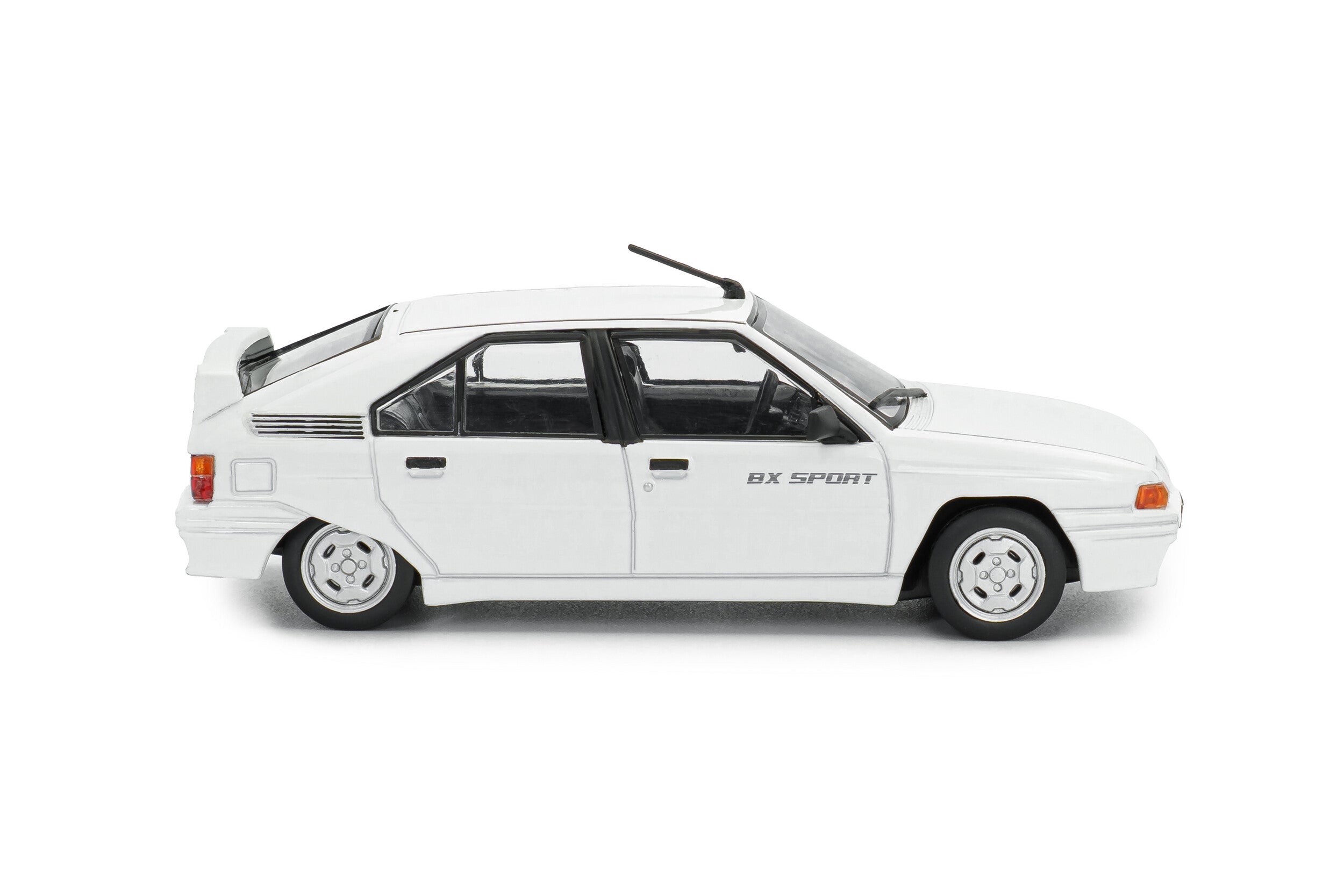 1985 Citroën BX Sport Blanco Brillante 1:43 Solido S4311003