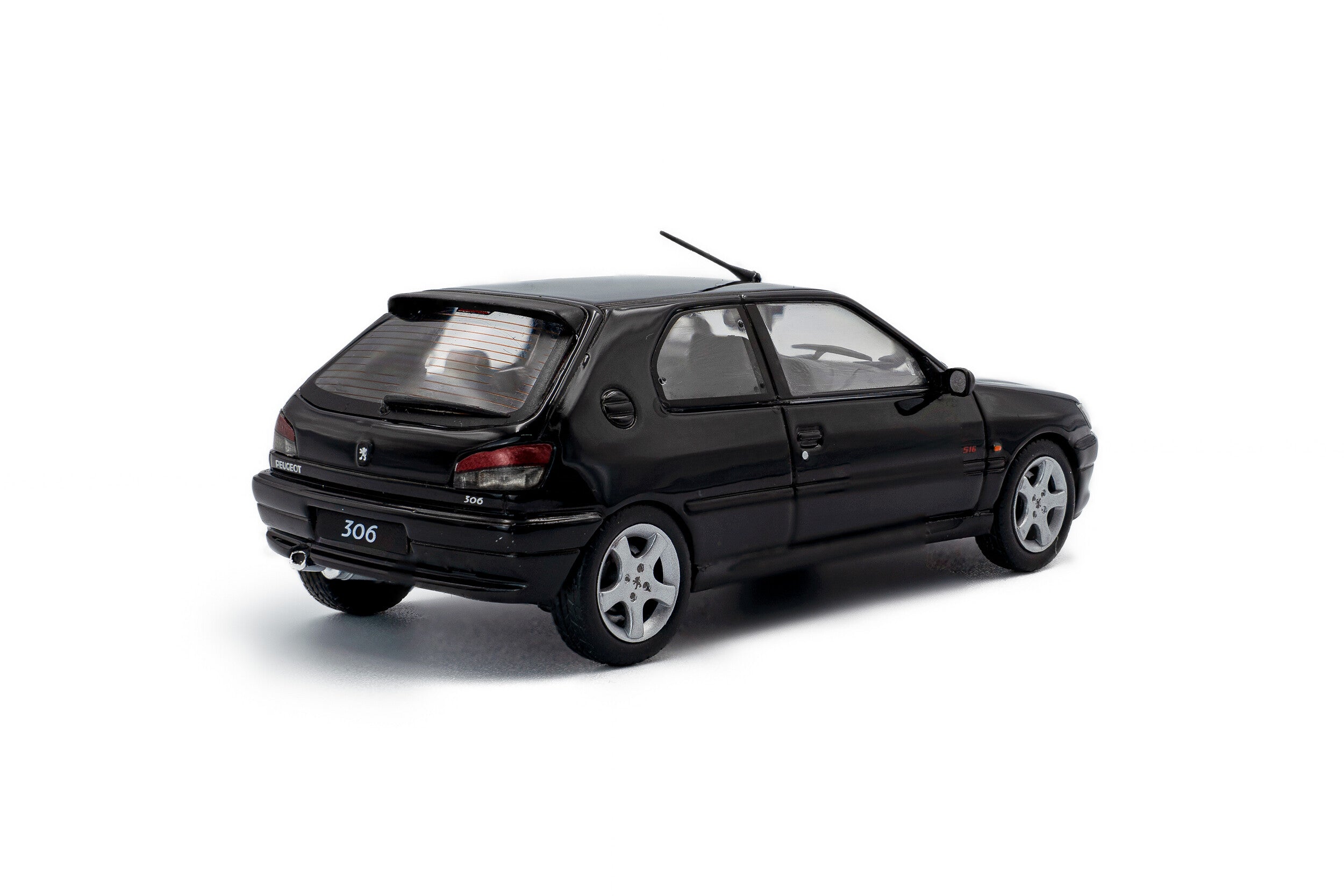 1994 Peugeot 306 S16 Negro Ónix 1:43 Solido S4311405