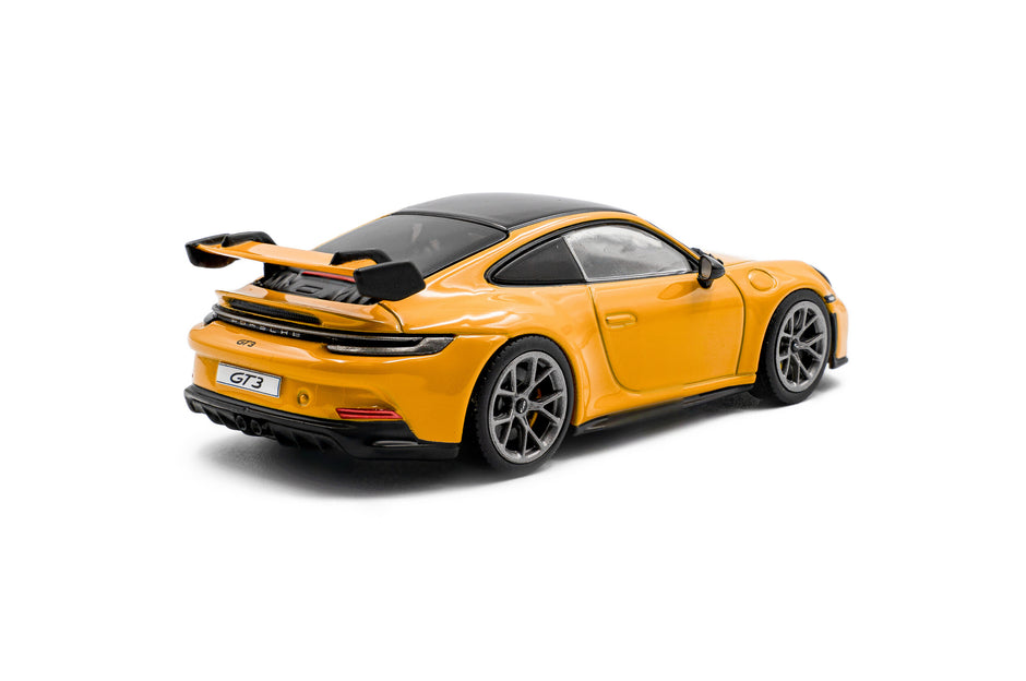2023 Porsche 911 (992) GT3 Amarillo Señal 1:43 Solido S4312504