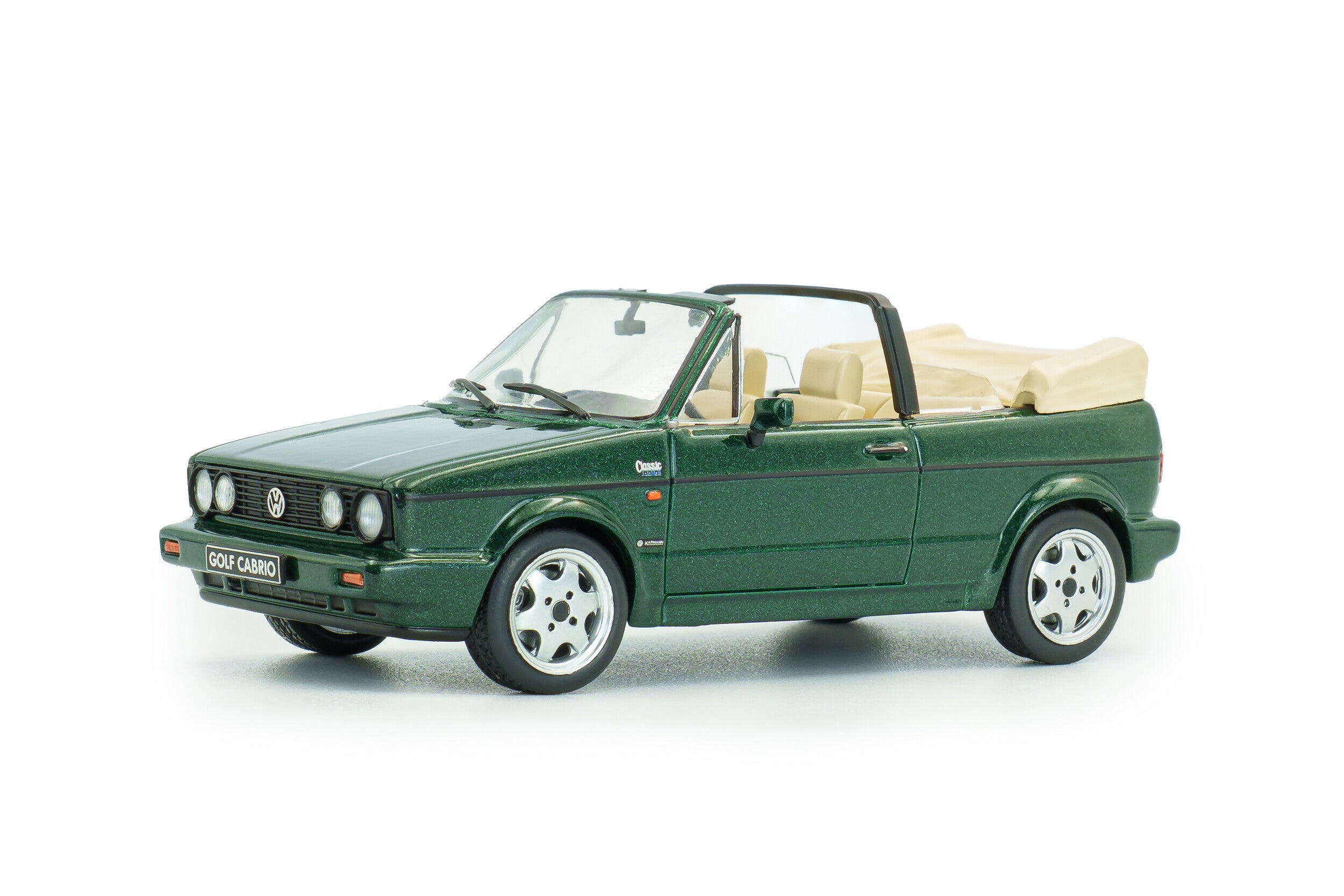 1992 Volkswagen Golf MKI Cabrio Classic Verde 1:43 Solido S4315803