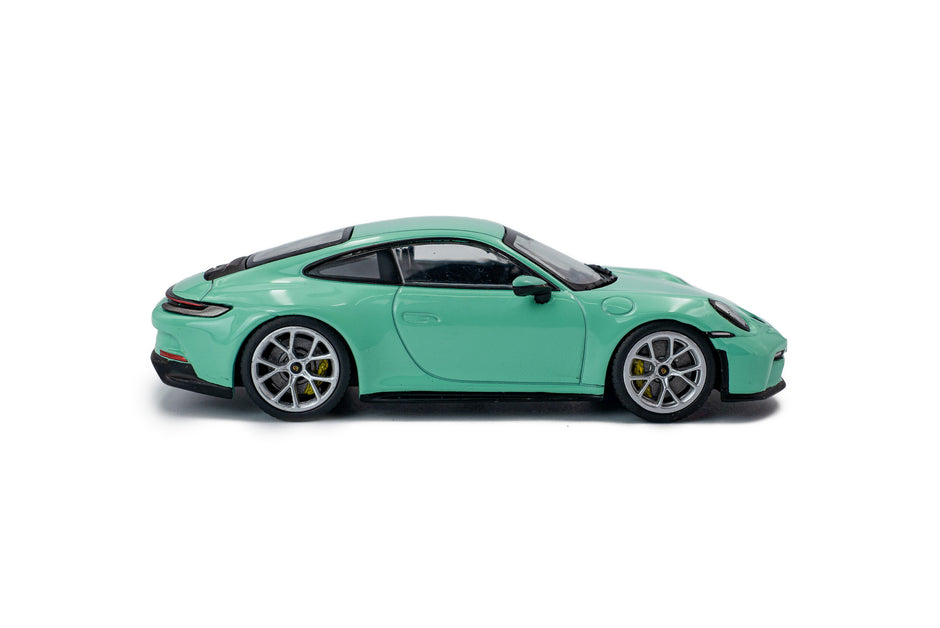 2023 Porsche 911 (992) GT3 Touring Verde Menta 1:43 Solido S4316503