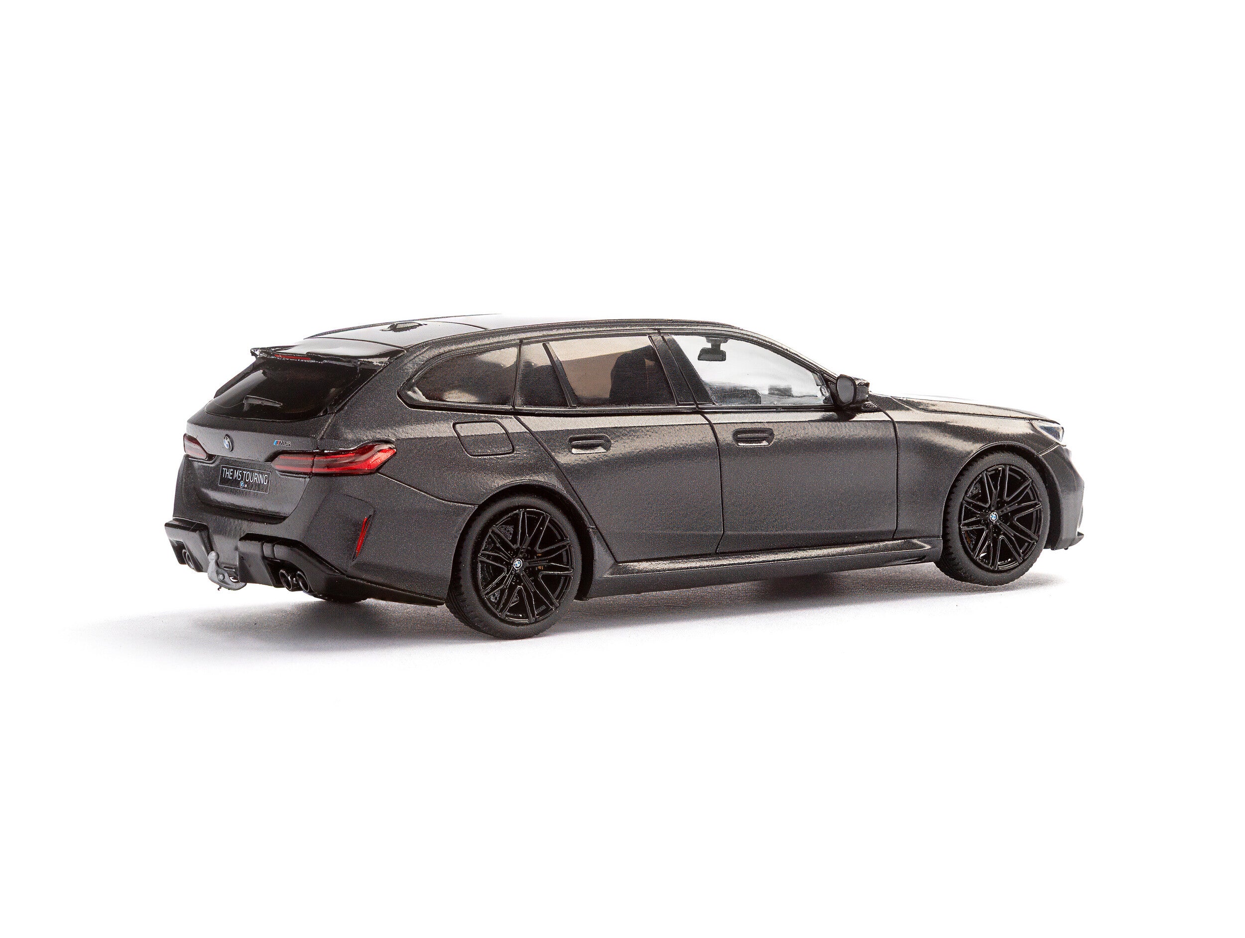 2024 BMW M5 Turismo Gris Oscuro Mate 1:43 Solido S4317502