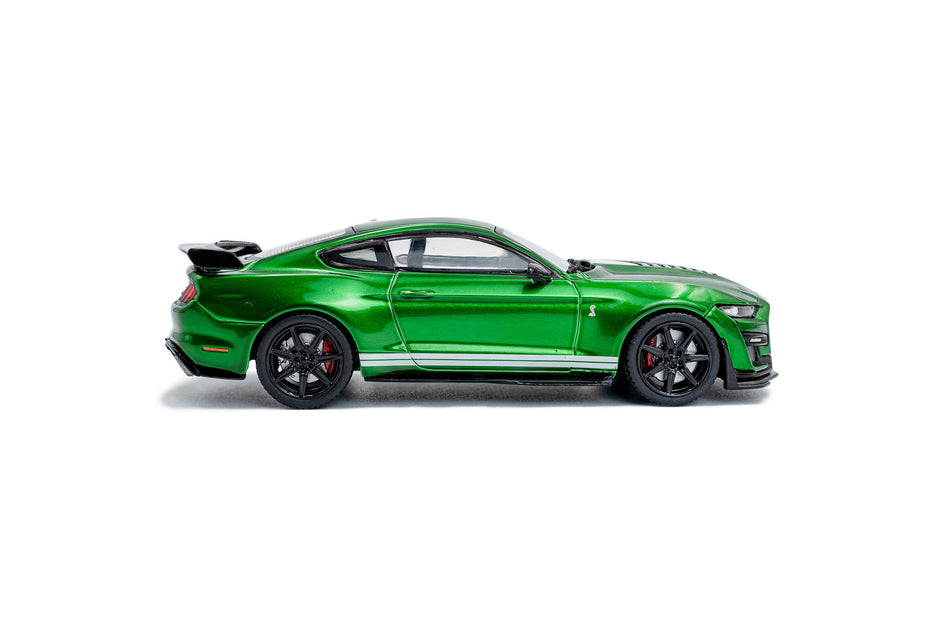 2020 Ford Shelby Mustang GT500 Verde Metalizado con Rayas Blancas 1:43 Solido S4311511